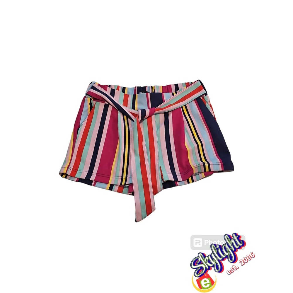 Body By Us Women's Mini Belted Shorts Elastic Size Large Waist 32-36" Inseam 3.5